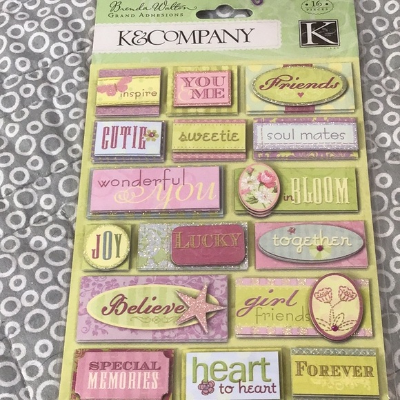 🏷 New Scrapbook Embellishments, Die Cuts & Brads Bundle - Picture 2 of 7